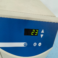 Thermo Scientific Merlin M75 Chiller image 2